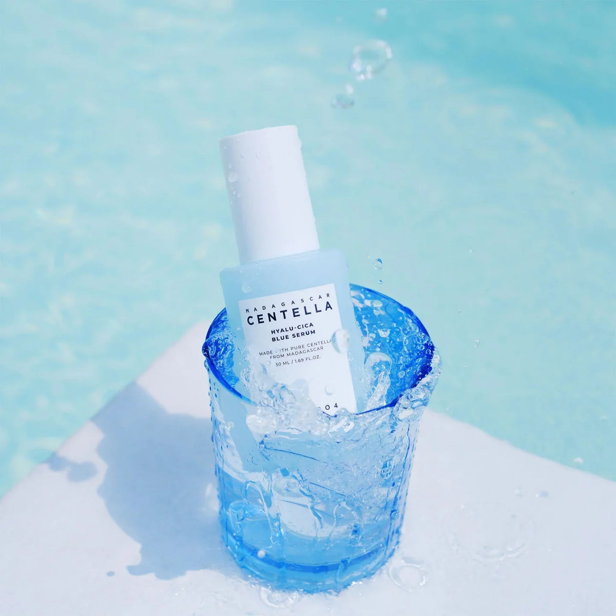 Madagascar Centella Hyalu-Cica Blue Serum - SKIN1004- Serum ácido Hialuronico